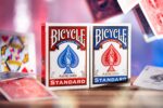 THE U.S. PLAYING CARD CO. Zestaw kart do gry Bicycle Standard Index (2 TALIE) - obrazek 5
